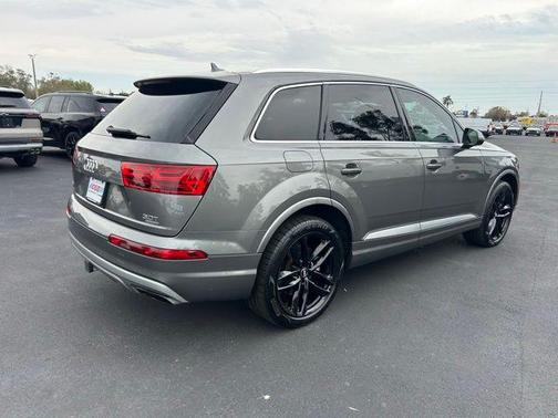 2017 Audi Q7 3.0T Prestige