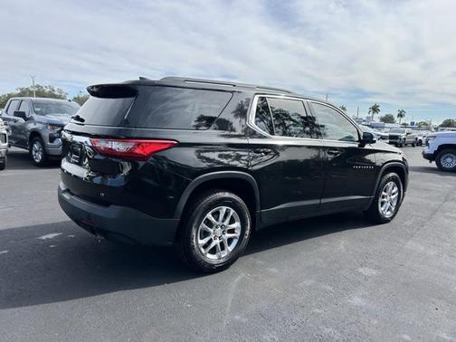 2020 Chevrolet Traverse LT Cloth