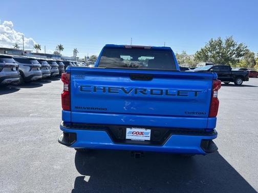 2025 Chevrolet Silverado 1500 Custom