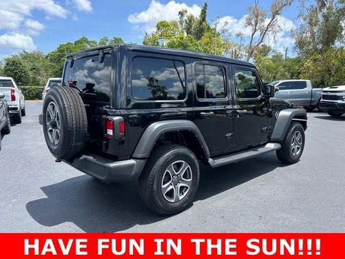 Black Clearcoat 2022 Jeep Wrangler Unlimited Sport