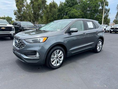 Gray Metallic 2023 Ford Edge Titanium