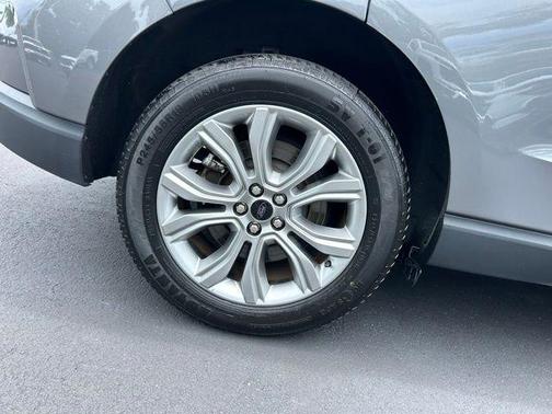 Gray Metallic 2023 Ford Edge Titanium