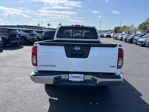 2017 Nissan Frontier SV