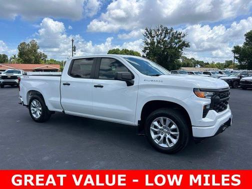 Summit White 2024 Chevrolet Silverado 1500 Custom