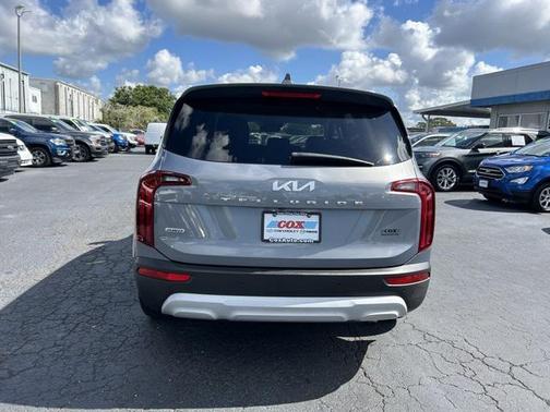 2022 Kia Telluride LX