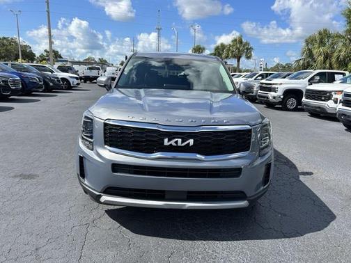 2022 Kia Telluride LX