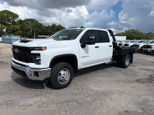 Summit White 2026 Chevrolet Silverado 3500 WT
