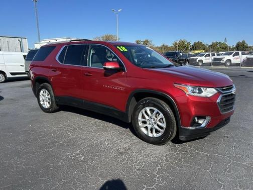 2018 Chevrolet Traverse LT Cloth