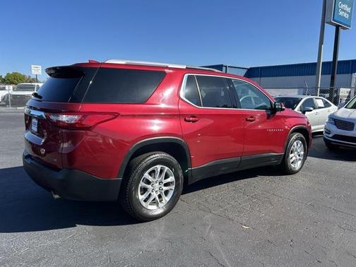 2018 Chevrolet Traverse LT Cloth