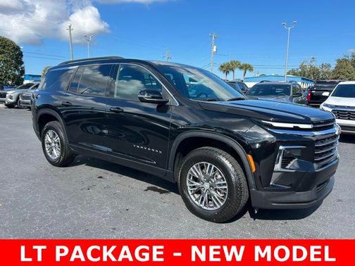 2025 Chevrolet Traverse LT