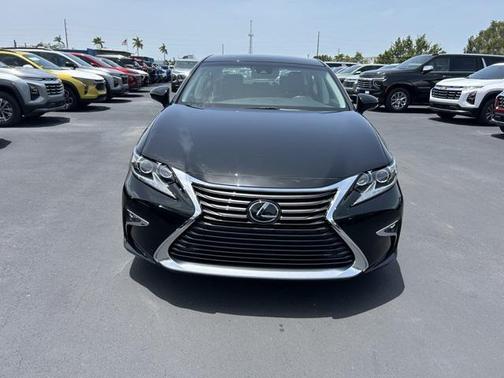 2017 Lexus ES 350 Base