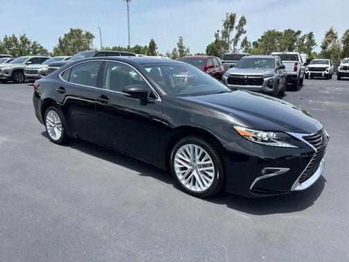 2017 Lexus ES 350 Base