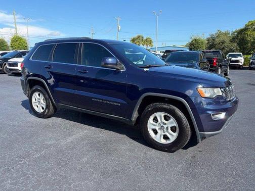 True Blue Pearlcoat 2017 Jeep Grand Cherokee Laredo