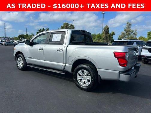 2019 Nissan Titan SV