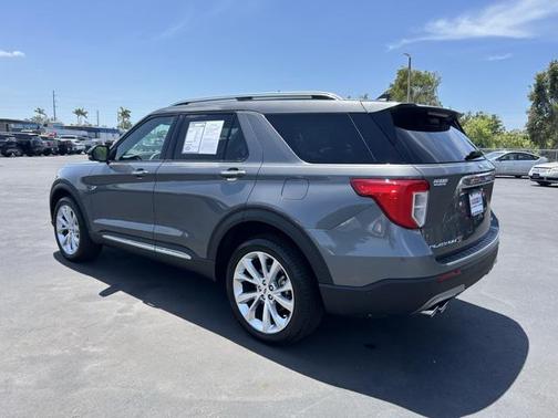 2023 Ford Explorer Platinum