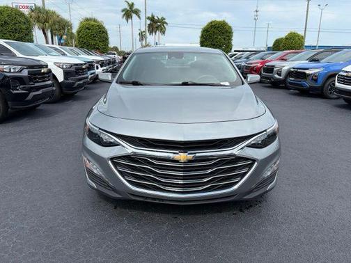 Sterling Gray Metallic 2024 Chevrolet Malibu FWD 1LT