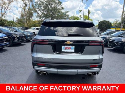 Sterling Gray Metallic 2025 Chevrolet Traverse LT