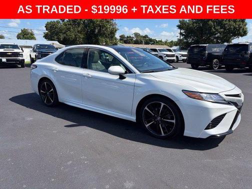 Pearl 2018 Toyota Camry XSE