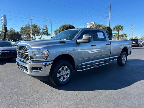 2024 RAM 3500 Big Horn Crew Cab 4x4 8' Box