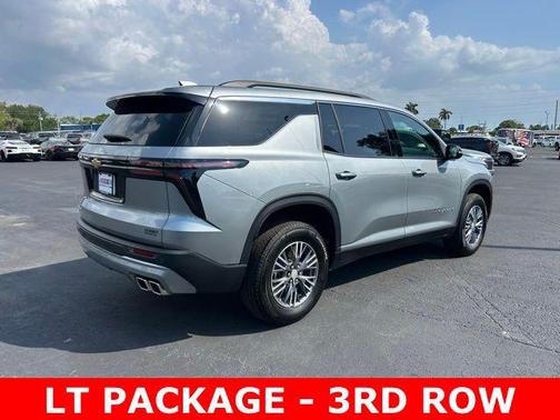 Sterling Gray Metallic 2025 Chevrolet Traverse LT