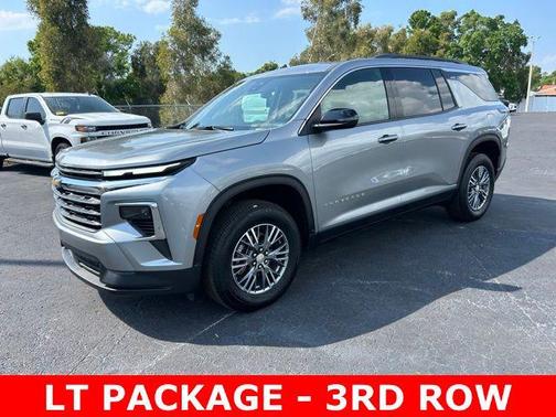 Sterling Gray Metallic 2025 Chevrolet Traverse LT