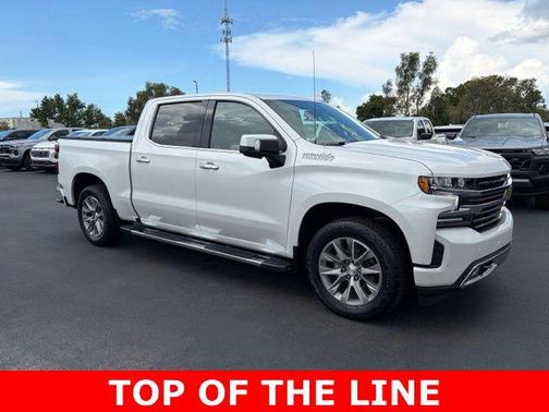 Iridescent Pearl Tricoat 2022 Chevrolet Silverado 1500 Limited High Country