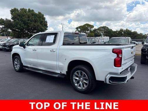 Iridescent Pearl Tricoat 2022 Chevrolet Silverado 1500 Limited High Country