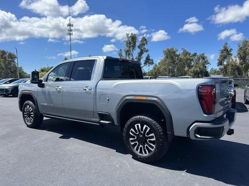 2025 GMC Sierra 2500 Denali Ultimate
