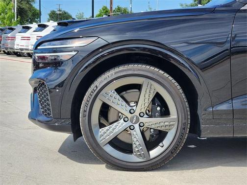 2024 Genesis GV70 3.5T AWD Sport