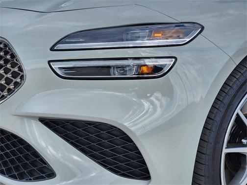 2025 Genesis G70 2.5T RWD