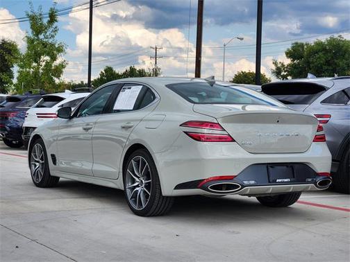 2025 Genesis G70 2.5T RWD