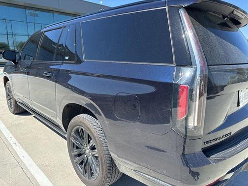 Dark Moon Blue Metallic 2023 Cadillac Escalade ESV Sport