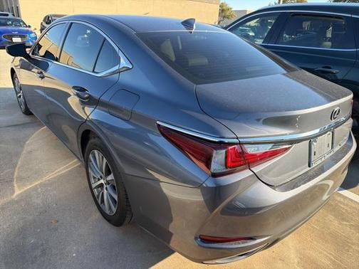 2020 Lexus ES 350 Base