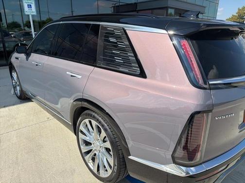 2026 Cadillac VISTIQ Premium Luxury