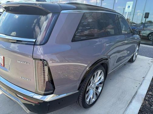 2026 Cadillac VISTIQ Premium Luxury