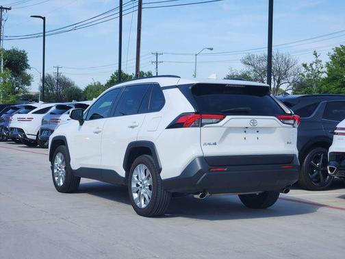 Super White 2019 Toyota RAV4 XLE Premium