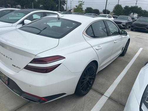 2022 Genesis G70 3.3T AWD Launch Edition