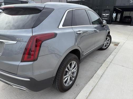 2022 Cadillac XT5 Premium Luxury