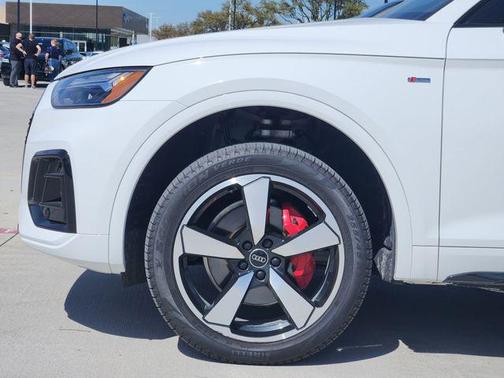 2024 Audi Q5 45 S line Premium Plus