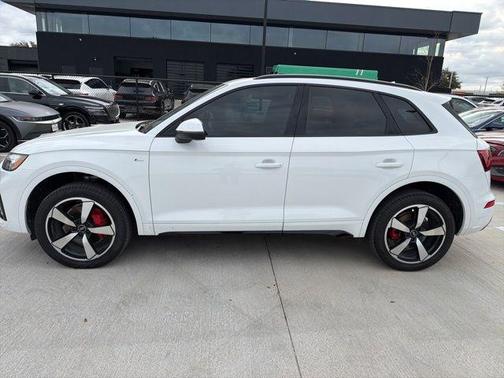 2024 Audi Q5 45 S line Premium Plus
