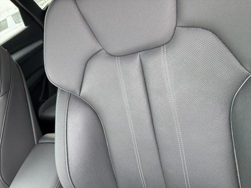 2024 Audi Q5 45 S line Premium Plus