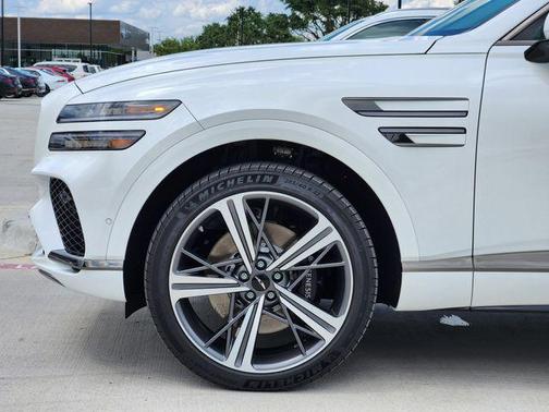 Alta White 2026 Genesis GV80 Coupe 3.5T e-SC