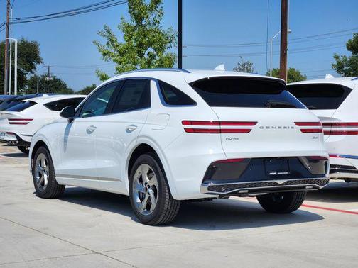 White 2026 Genesis GV70 2.5T