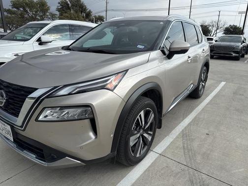 2021 Nissan Rogue Platinum