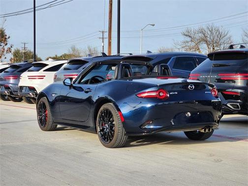 2024 Mazda MX-5 Miata Club