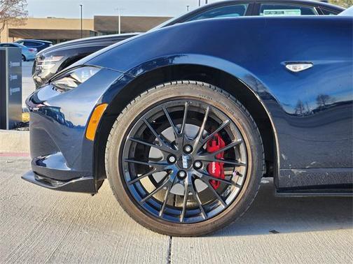 2024 Mazda MX-5 Miata Club