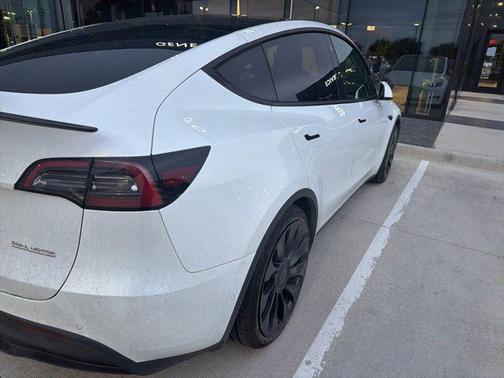 2022 Tesla Model Y Performance Dual Motor All-Wheel Drive