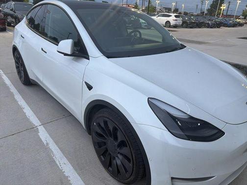 2022 Tesla Model Y Performance Dual Motor All-Wheel Drive
