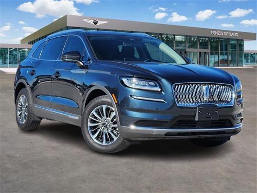 2022 Lincoln Nautilus Standard