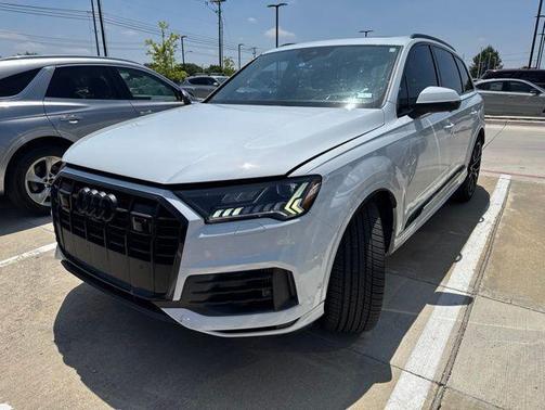 Glacier White 2022 Audi Q7 55 Prestige